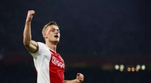 Ван дер Сар разкри какви са двете опции пред Де Лихт 