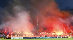 {{ otherArticle[0].article.title }}