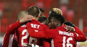 {{ otherArticle[0].article.title }}