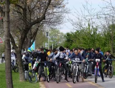 Над 1 200 ентусиасти участваха в откриването на велосезона в Пловдив