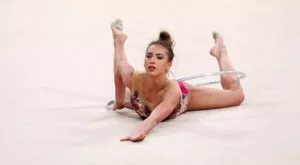 {{ otherArticle[0].article.title }}