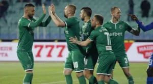 {{ otherArticle[0].article.title }}