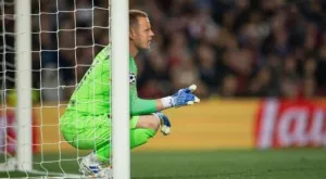 {{ otherArticle[0].article.title }}