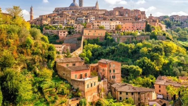 Ученици от Бургас рисуват неповторимата Италия