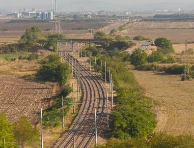 Със 111 млн. лв. обновяват ЖП-линиите от Пловдив до Крумово и Скутаре  