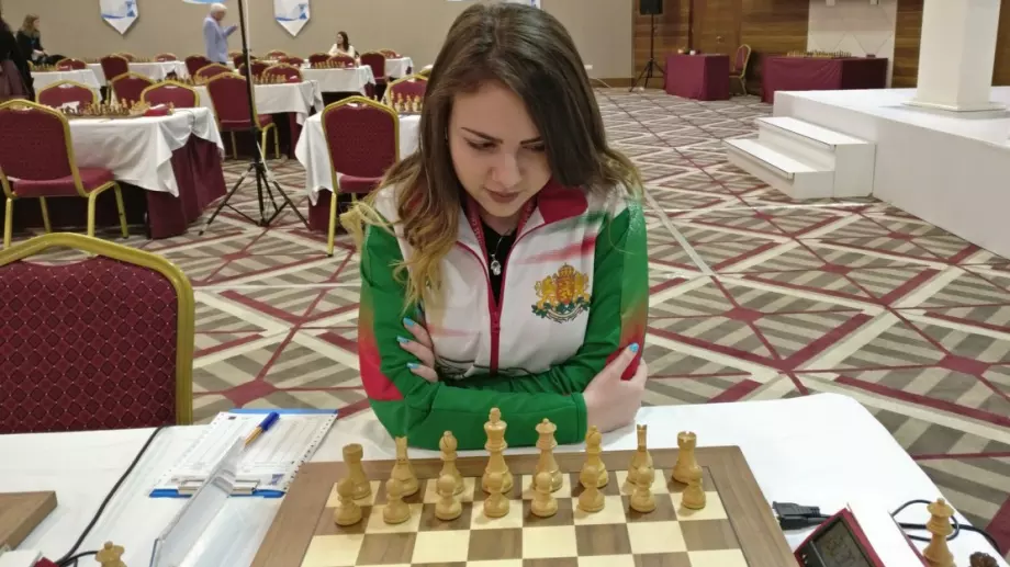 Треньорът на Нургюл Салимова: Ускореният шахмат е може би най-слабият за нея
