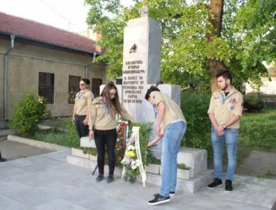Будни русенци напомниха за геноцида над арменския народ