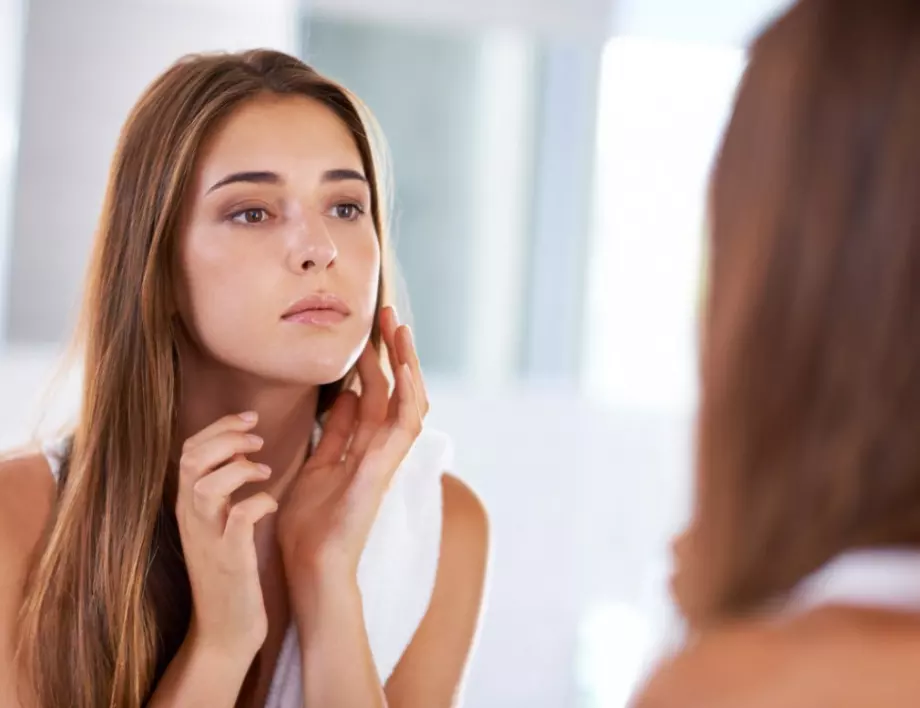 Как да подържаме кожата си млада, без да хвърляме луди пари за козметика