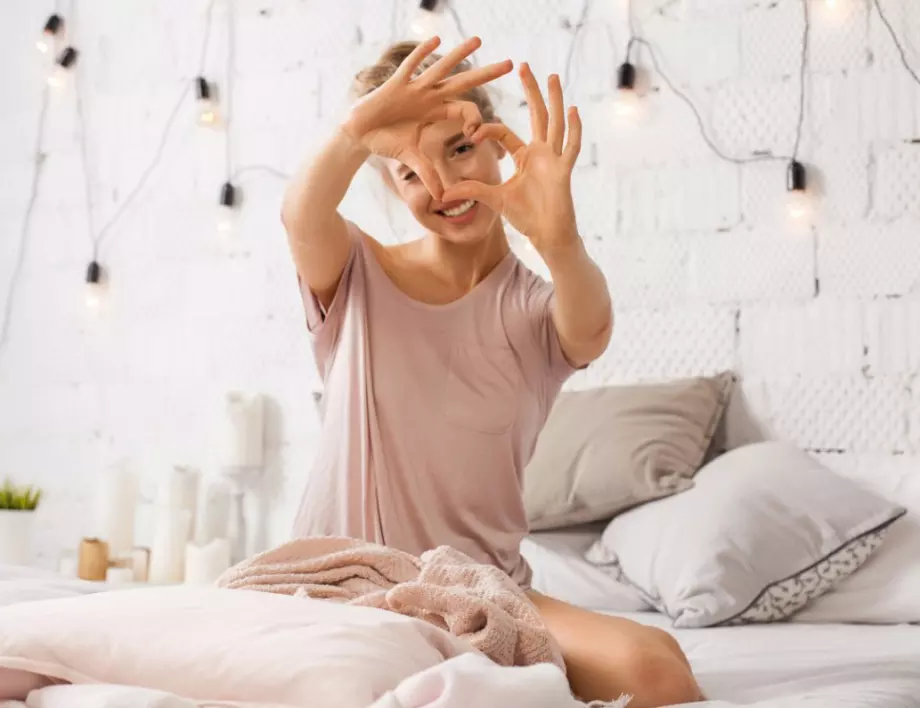 7 неща, които да разкарате от спалнята си, за да спите отлично