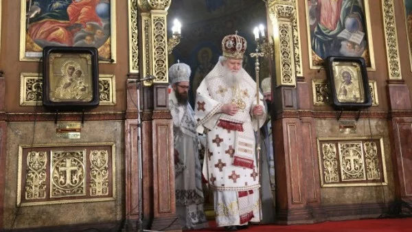 Посланието на църквата за Великден: Вяра и надежда