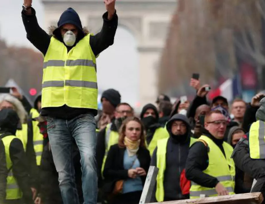 Кандидат за президент на Франция става активистка от "жълтите жилетки"