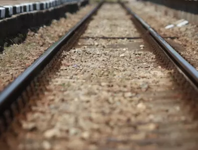 Модернизират жп линията Елин Пелин – Вакарел, строят най-дългия тунел у нас