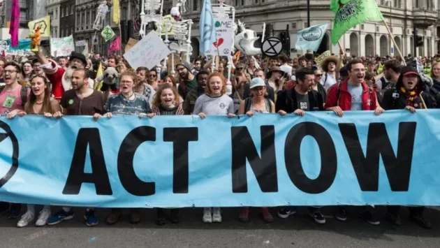 Над 1 милион деца ще избягат от училище заради стачката за климата 