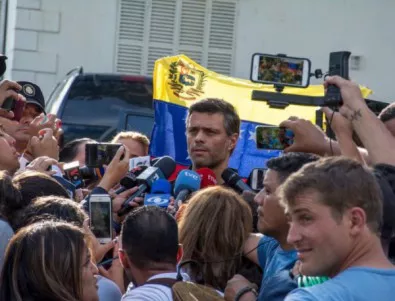 Режимът на Мадуро поиска опозиционен лидер, той се скри в испанското посолство