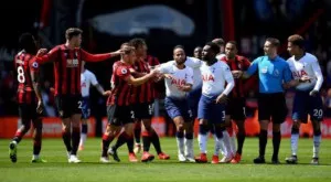 Два идиотски червени картона и Тотнъм трепери за мястото си в топ 4 на Висшата лига