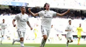 Реал Мадрид показа новите си екипи (ВИДЕО+СНИМКИ)