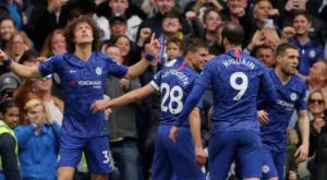 {{ otherArticle[0].article.title }}