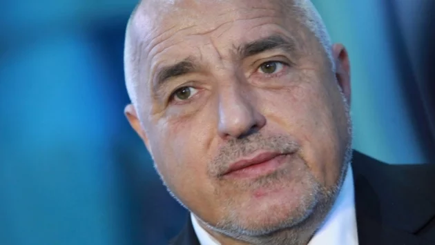 Премиерът Борисов има седмица да реши за акциите на "Левски"