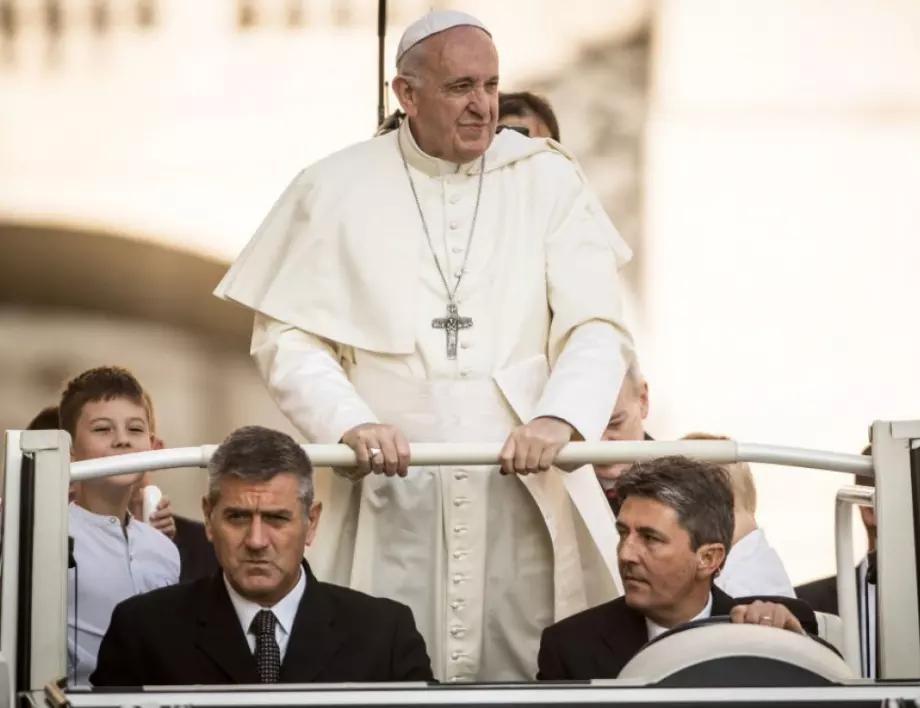 Коледното послание на папата - за братство и в подкрепа на децата заради войните