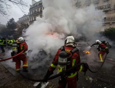 Френски пожарникари са разследвани за групово изнасилване
