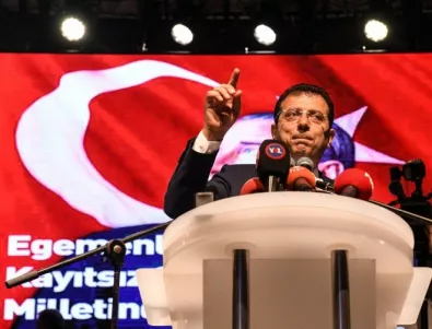 Министър на Ердоган заплаши да съсипе кмета на Истанбул