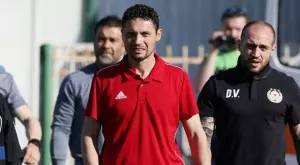 Кабаков изгони помощник на Милош Крушчич