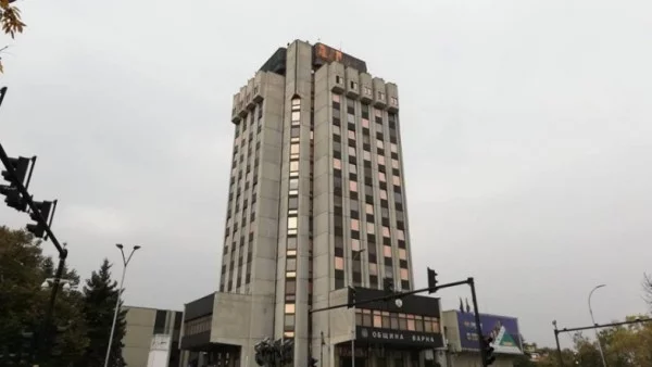 Община Варна отпуска до 609 хиляди лева за две училища