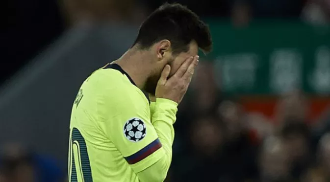 Безспирни сълзи за Лео Меси на "Анфийлд", а фенове на Барселона го... освиркаха