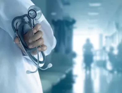РСМ отне правата на анестезиолог, качвал клипове на пациентки в TikTok