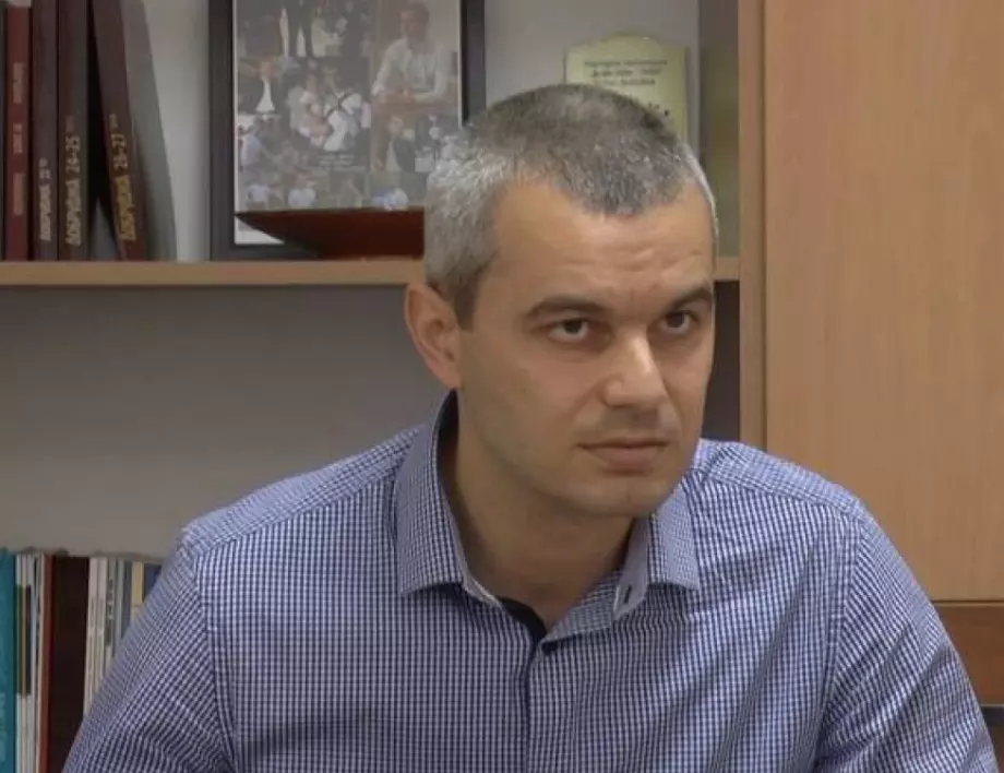 Заплашен ли е от арест лидерът на "Възраждане" Костадин Костадинов?