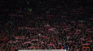 От ФА поискаха да пуснат фенове на двубоите в Англия