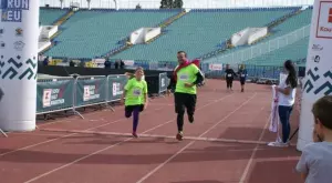 Падат още забрани за колективния и индивидуален спорт в България