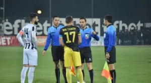 {{ otherArticle[0].article.title }}