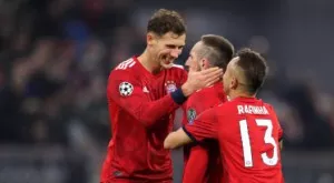 {{ otherArticle[0].article.title }}