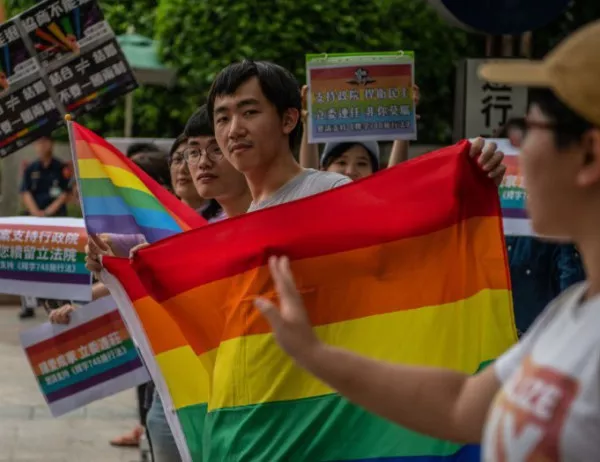 Тайван стана първата страна в Азия, легализирала гей браковете