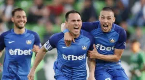 {{ otherArticle[0].article.title }}