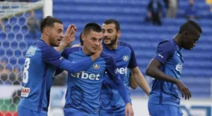 {{ otherArticle[0].article.title }}