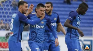 {{ otherArticle[0].article.title }}