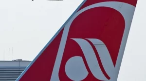 Alitalia отмени над 300 полета