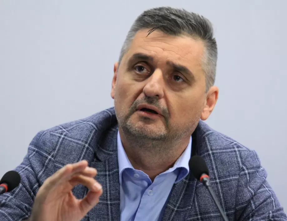 Кирил Добрев призова политиците да оставят генерал Мутафчийски да работи