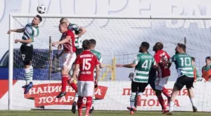 {{ otherArticle[0].article.title }}