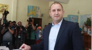 Радев: Ниската избирателна активност е шамар за политиците