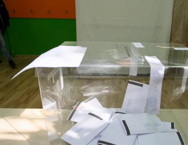 РИК-Добрич проверява сигнал за водени до секциите избиратели