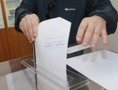 Решено: Карантинираните ще гласуват с подвижни избирателни кутии