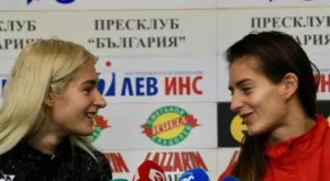 Сестри Стоеви дават БФБадминтон на главния прокурор