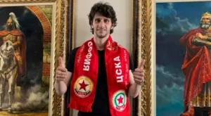 {{ otherArticle[0].article.title }}