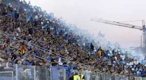 {{ otherArticle[0].article.title }}