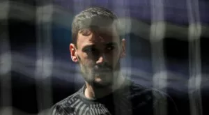 Невъзпятият герой: Юго Лорис повежда Тотнъм към финала и мисли за рядко срещано постижение