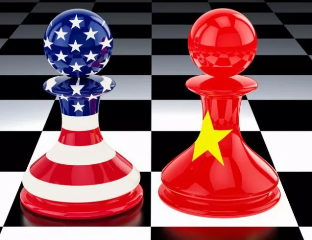 Китай е все по-ядосан на САЩ заради Huawei, готов е за търговска война