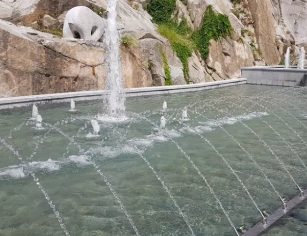 След десетилетия: Върнаха блясъка на водното огледало в парк Бунарджика в Пловдив